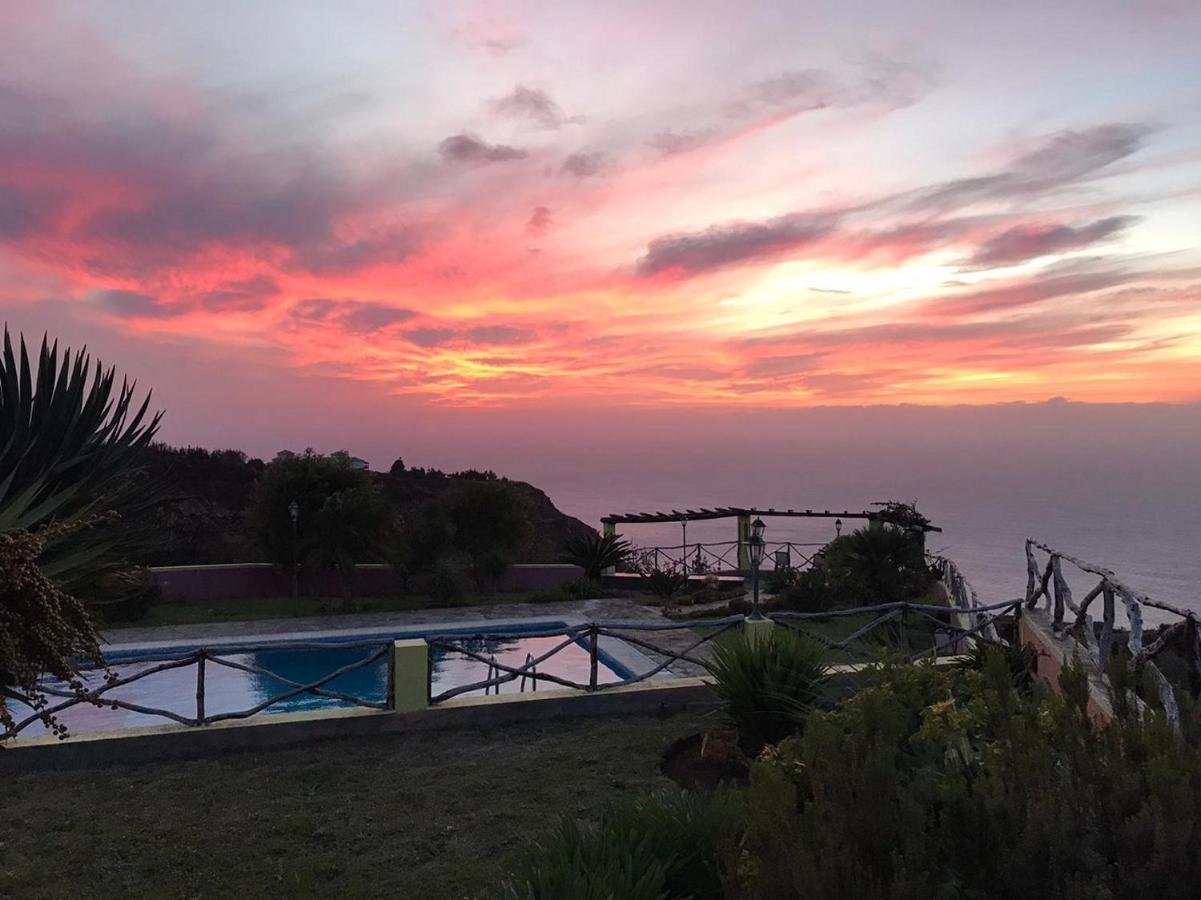 Ocean View Cottage ポンタ・ド・パールゴ エクステリア 写真